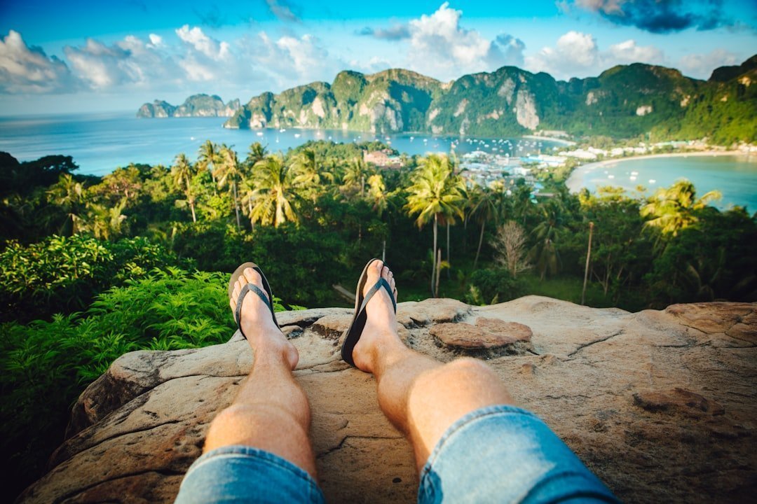 Photo solo vacation safety